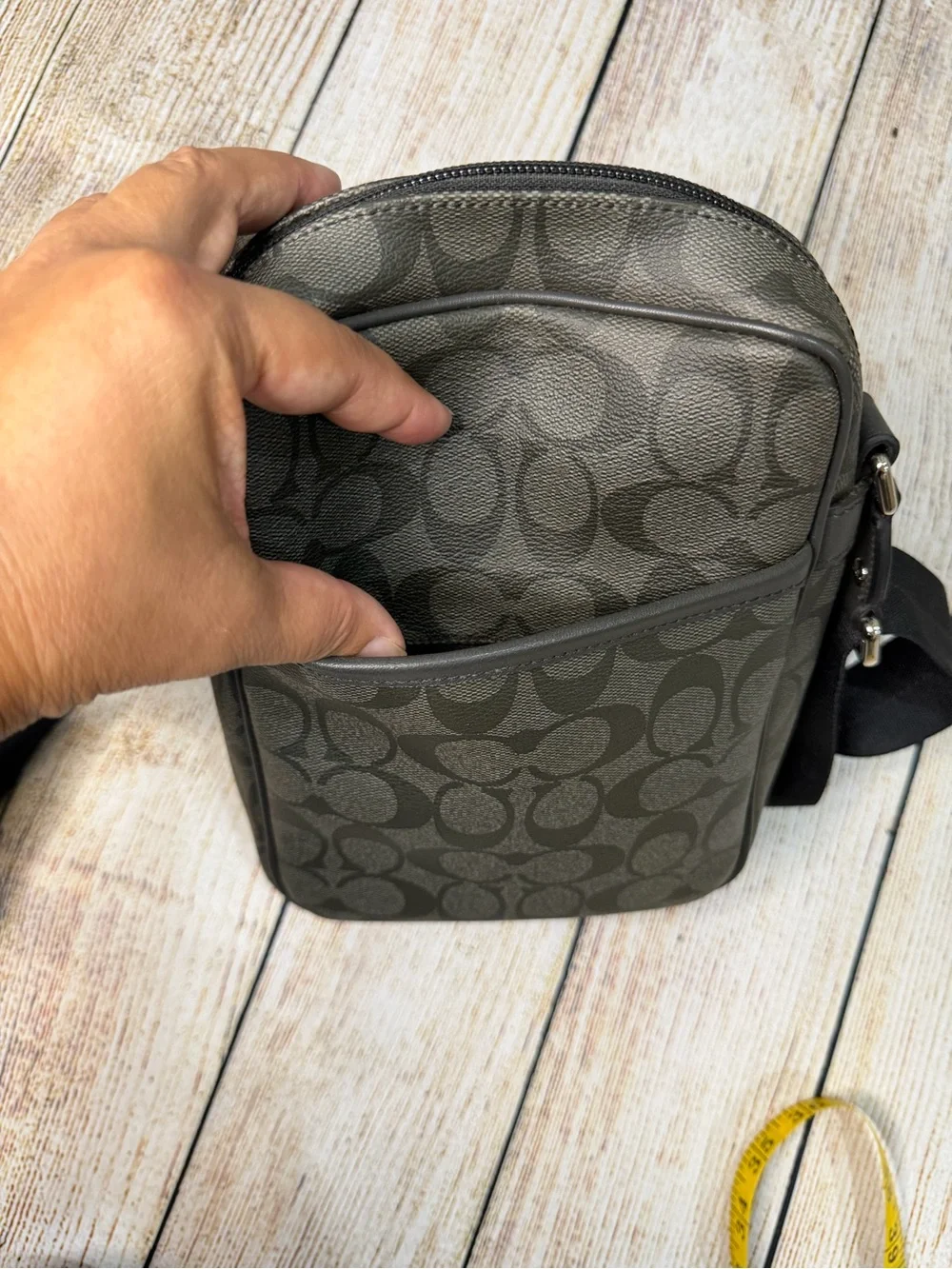 NWOT Coach Heritage Stripe Flight Crossbody Bag Unisex Black Gray